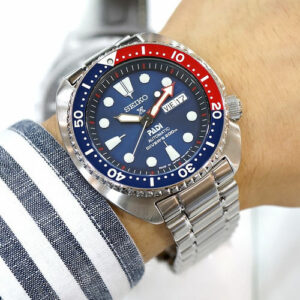 Seiko 5 automatic divers watches