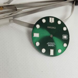 Seiko Marine Master MM300 Green Sunburst Dial - 2