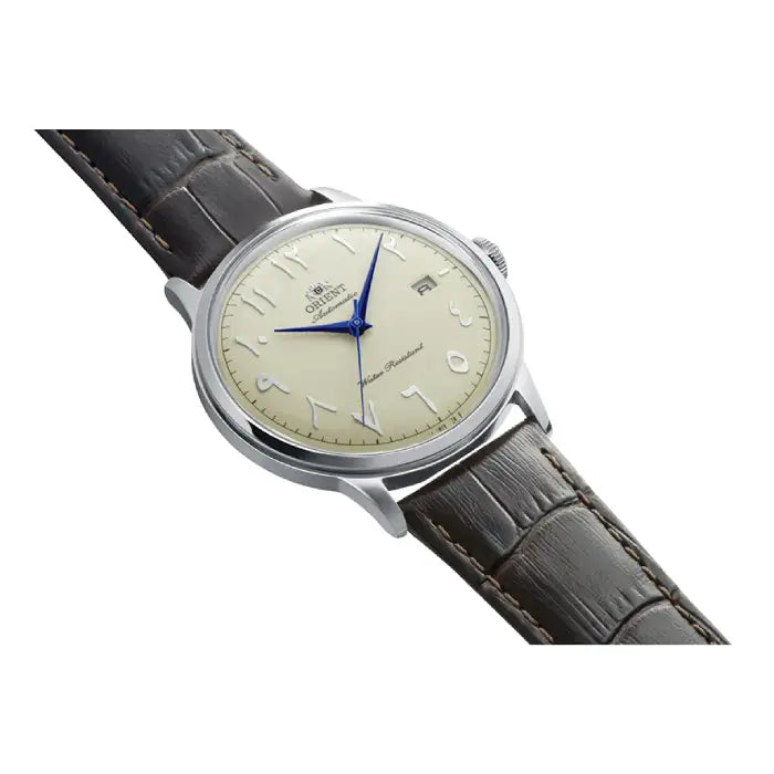 Orient RA-AC0039Y30B angle view