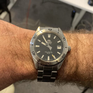 Orient Mako 40 RA-AC0Q01B30B Black Dial Angled View